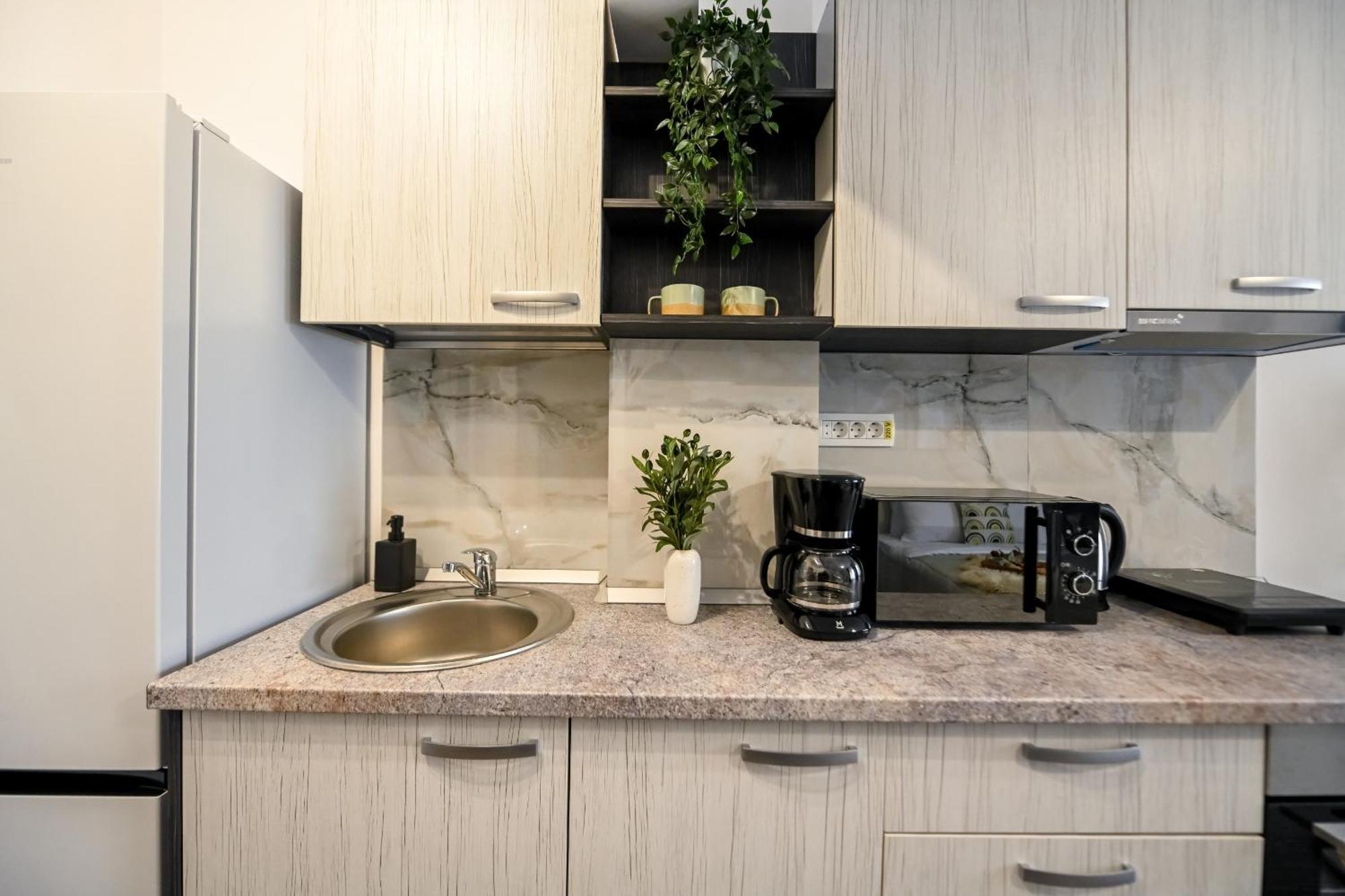 Old Town Charm - Modern & Comfortable In The Heart Of The Appartamento