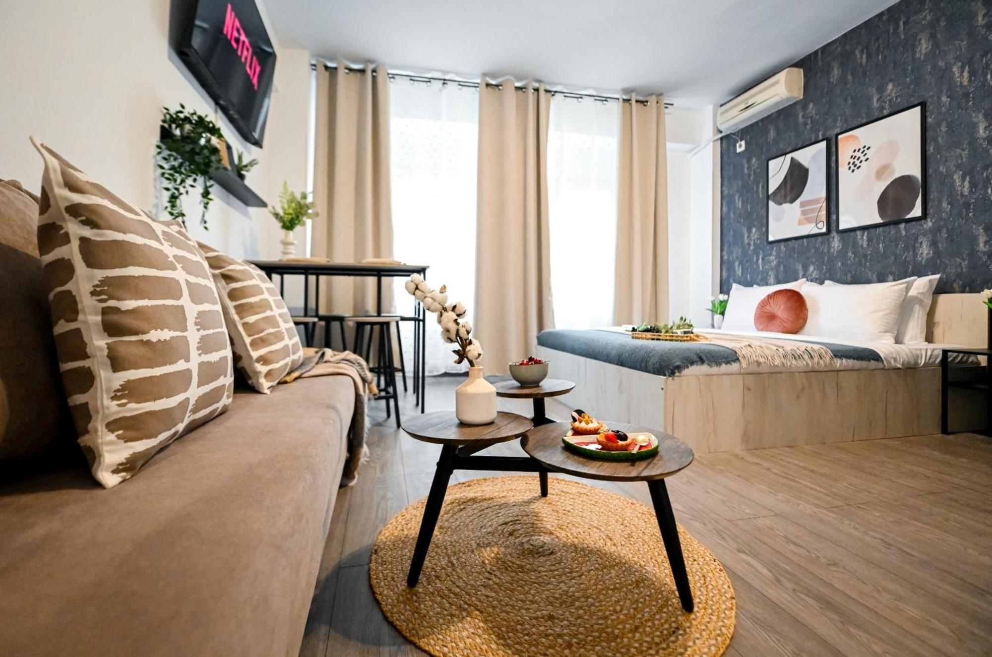 Appartamento Old Town Charm - Modern & Comfortable In The Heart Of The
