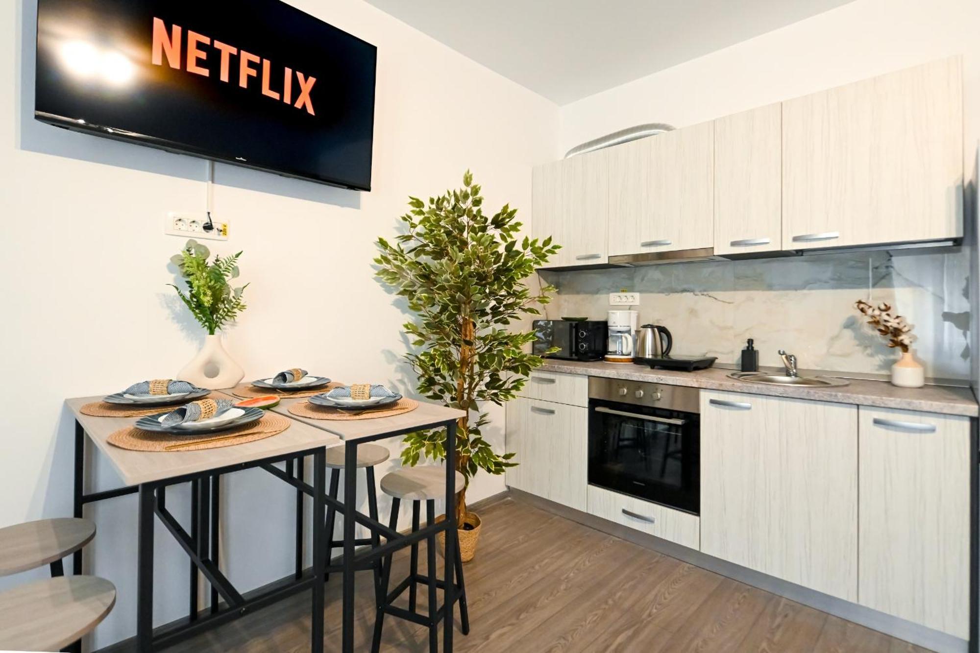 Appartamento Old Town Charm - Modern & Comfortable In The Heart Of The Bucarest