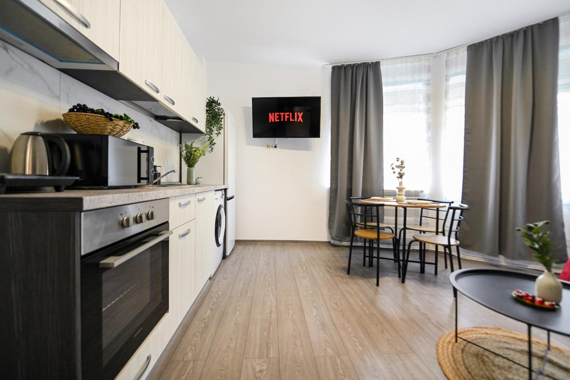 Old Town Charm - Modern & Comfortable In The Heart Of The Appartamento